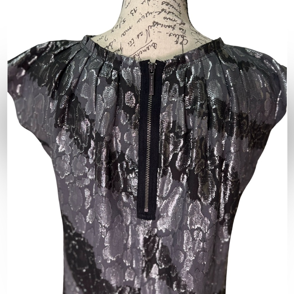 Michael Kors Metallic Silk Dress Size 4 Silver Black Party Cocktail Mini - Picture 11 of 14